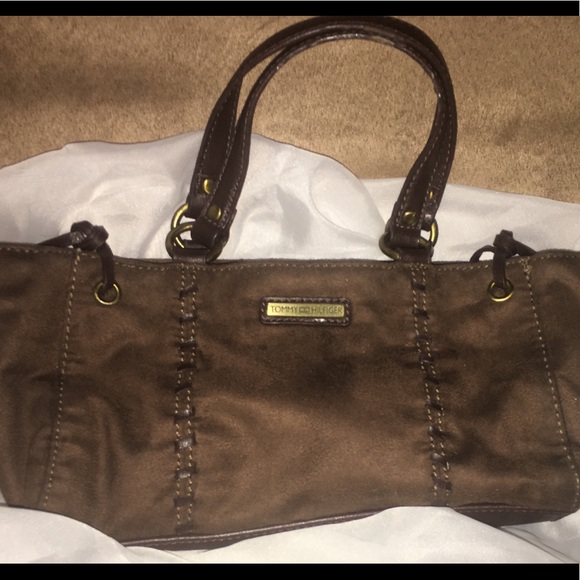 Tommy Hilfiger purse - Picture 1 of 6